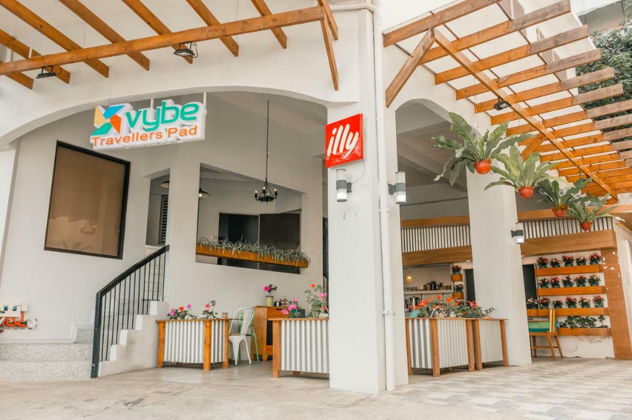 Vybe Travellers Pad Appartement Baguio City Buitenkant foto